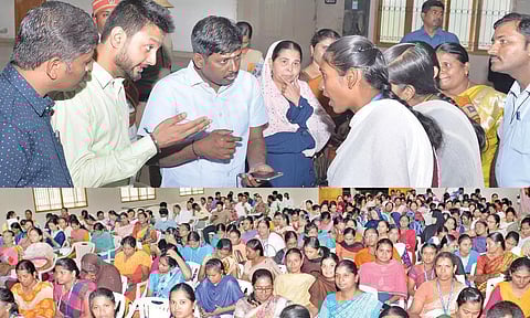 திருப்பூர் மாவட்டத்தில் கலைஞர் மகளிர் உரிமை திட்டம் தொடர்பாக இல்லம் தேடி கல்வி திட்ட தன்னார்வலர்கள், மகளிர் சுயஉதவிக்குழு உறுப்பினர்களுக்கான பயிற்சி முகாமை கலெக்டர் கிறிஸ்துராஜ் ஆய்வு செய்தார்.