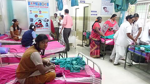 ராசிபுரம் அருகே தனியார் பள்ளியில்இரும்பு சத்து மாத்திரை சாப்பிட்ட மாணவர்களுக்கு உடல்நலக்குறைவு