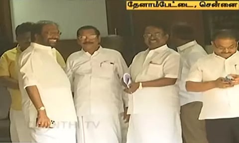 முதல்-அமைச்சர் மு.க.ஸ்டாலின் தலைமையில் திமுக எம்.பி.க்கள் கூட்டம் தொடங்கியது