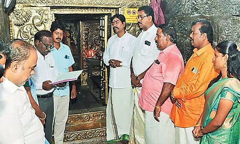குன்றத்தூர் முருகன் கோவில் அறங்காவலர் குழு தலைவர் பதவியேற்பு