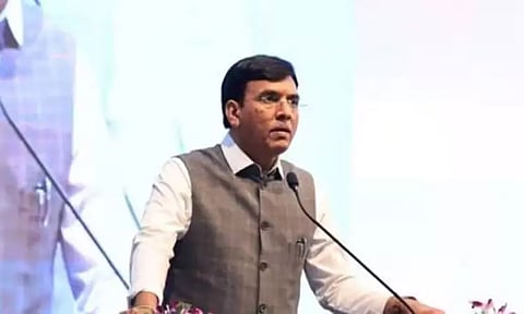 'சுகாதார நிபுணர்கள் கிராமங்களில் சேவையாற்ற வேண்டும்' மத்திய சுகாதார மந்திரி அறிவுறுத்தல்
