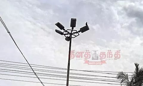 உயர்கோபுர மின்விளக்கு எரியாததால் மக்கள் அவதி