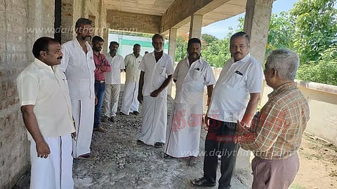 புதிய வகுப்பறை கட்டும் பணி