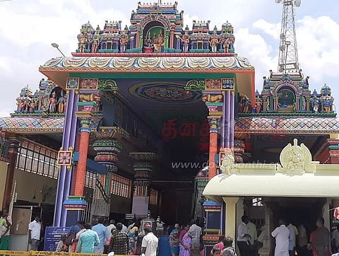 நாமக்கல்ஆஞ்சநேயர் கோவிலில் நவம்பர் 1-ந் தேதி கும்பாபிஷேகம்அறங்காவலர்கள் குழு கூட்டத்தில் முடிவு