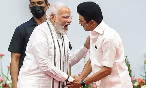 தமிழ்நாட்டில் ஊழல் வழக்குகள் இருந்தபோதும் திமுகவுக்கு எதிர்க்கட்சிகள் ஆதரவு - பிரதமர் மோடி விமர்சனம்