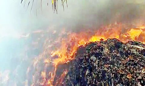 திருச்சி அரியமங்கலம் குப்பை கிடங்கில் பயங்கர தீ விபத்து