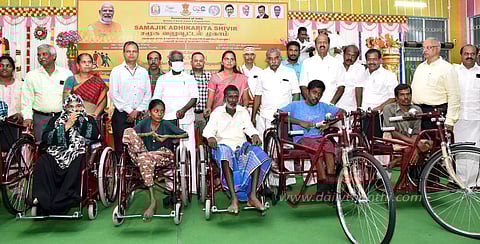 ரூ.55½ லட்சத்தில் 648 மாற்றுத்திறனாளிகளுக்கு உதவி உபகரணங்கள்