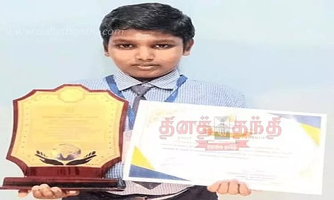 நீச்சல் போட்டியில் சிவந்தி மெட்ரிக் பள்ளி மாணவர் சாதனை
