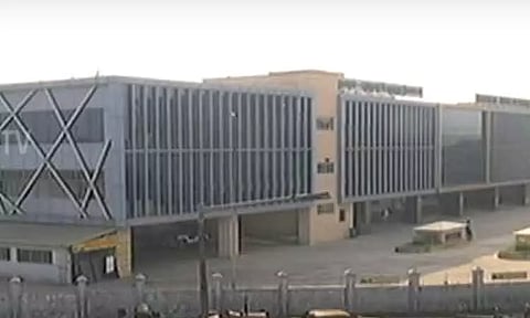 மாதவரம் பேருந்து நிலையத்தில் சோலார் மின் உற்பத்தி நிலையம் - சென்னை பெருநகர வளர்ச்சி குழுமம் திட்டம்