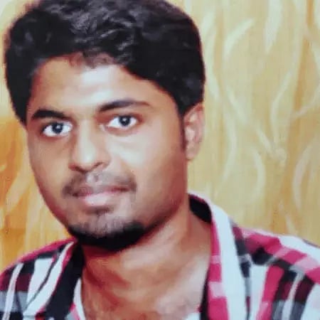 பெங்களூருவில் தாய்-தந்தையை கொன்ற வாலிபர் கைது