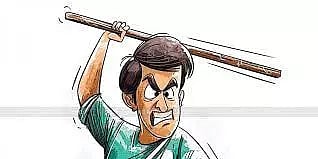 நாமக்கல்லில்குடியிருப்புகளுக்குள் புகுந்து ரகளை; வடமாநில வாலிபருக்கு தர்மஅடி