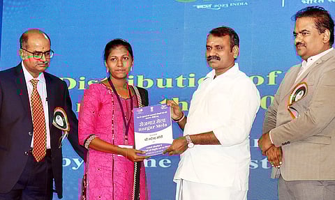 கடந்த 9 ஆண்டுகளில் நாடு முழுவதும் 1 லட்சம் புதிய நிறுவனங்கள் தொடங்கப்பட்டுள்ளது -மத்திய மந்திரி எல்.முருகன் தகவல்