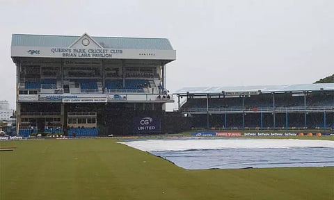 இந்தியாவுக்கு எதிரான டெஸ்ட்: வெஸ்ட்இண்டீஸ் அணி 208/5 - மழை காரணமாக 3-ஆம் நாள் ஆட்டம் நிறுத்தம்