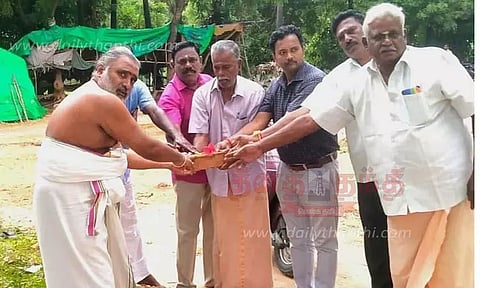 தீர்த்தவாரிக்கு புதிய மண்டபம் அமைக்க பூமிபூஜை
