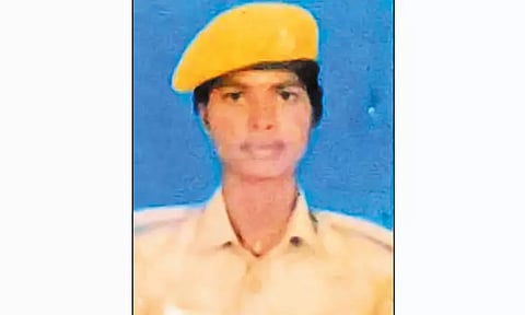 கோயம்பேட்டில் பெண் போலீஸ் தற்கொலை செய்தது ஏன்? பரபரப்பு தகவல்கள்