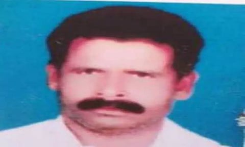 கடலில் படகு கவிழ்ந்து மீனவர் சாவு