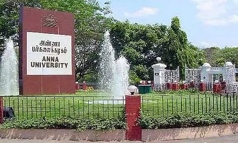 தமிழகத்தில் உள்ள 80 பொறியியல் கல்லூரிகளுக்கு தொடர் அங்கீகாரம் வழங்காமல் நிறுத்திவைப்பு