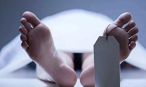 சிந்தாதிரிப்பேட்டையில் கூவத்தில் குதித்தவர் பிணமாக மீட்பு