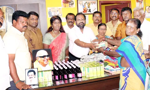 இலவச சித்த மருத்துவ முகாம்