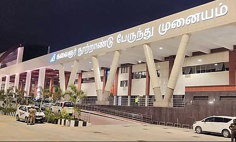 திறப்பு விழாவுக்கு தயாராகும் கிளாம்பாக்கம் புறநகர் பஸ் நிலையம்