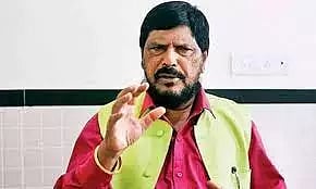 எப்போது வேண்டுமானாலும் நிதிஷ் குமார் தேசிய ஜனநாயக கூட்டணிக்கு திரும்பலாம் - ராம்தாஸ் அத்வாலே கூறுகிறார்