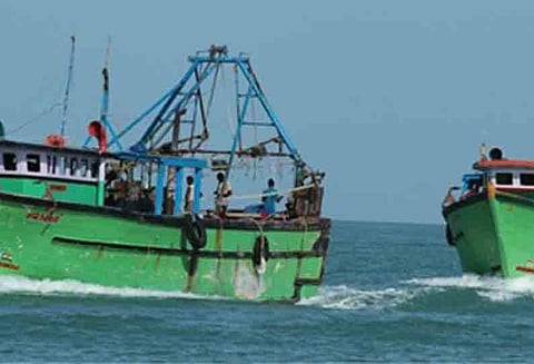 ராமேசுவரம் மீனவர்கள் விரட்டியடிப்பு