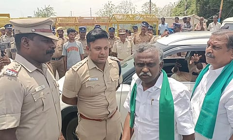 உயர்மட்டக்குழு அமைத்து ஆய்வு செய்ய வேண்டும்