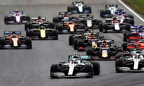 பார்முலா1 கார்பந்தயத்தில் தொடர்ந்து ஆதிக்கம் செலுத்தும் நடப்பு சாம்பியன் வெர்ஸ்டப்பென்