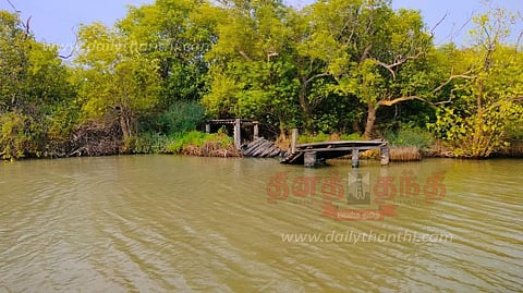 சுற்றுலா பயணிகளுக்கு அடிப்படை வசதிகள் செய்து தரப்படுமா?