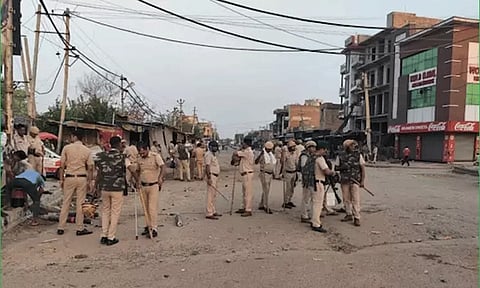 அரியானாவில் வெடித்த திடீர் மோதலால் பரபரப்பு - 144 தடை உத்தரவு அமல்!