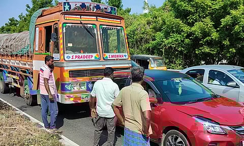 அடுத்தடுத்து 6 வாகனங்கள் மோதல்; முன்னாள் ராணுவ வீரர் பலி