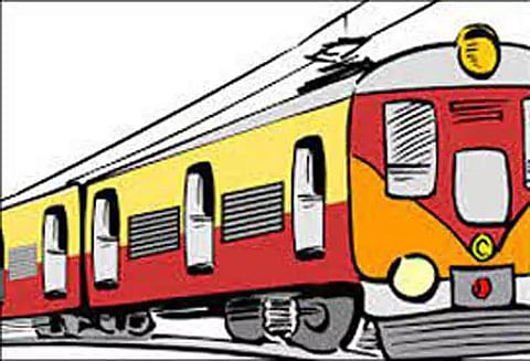 ரயிலில் அடிபட்டு கதிர் அடிக்கும் எந்திர டிரைவர் சாவு