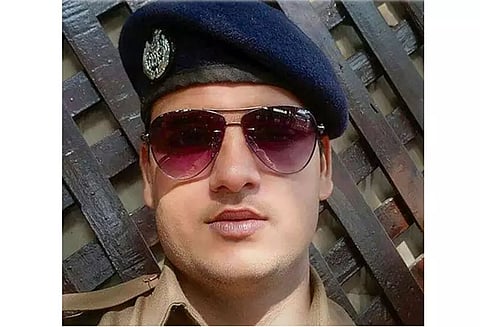 ஓடும் ரெயிலில் 4 பேரை சுட்டுக்கொன்ற ரெயில்வே பாதுகாப்பு படை வீரருக்கு தீவிர மனஅழுத்த நோய்; தூங்க முடியாமல் அவதிப்பட்டதாக சகோதரர் உருக்கம்