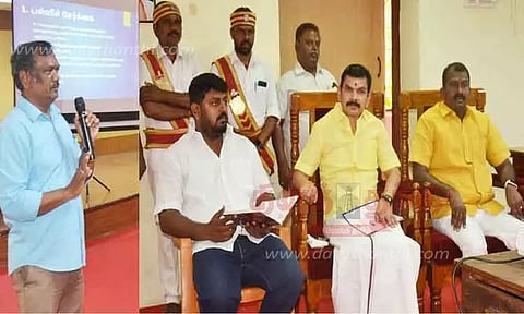 பள்ளி மேலாண்மை குழு பயிற்சி பட்டறை