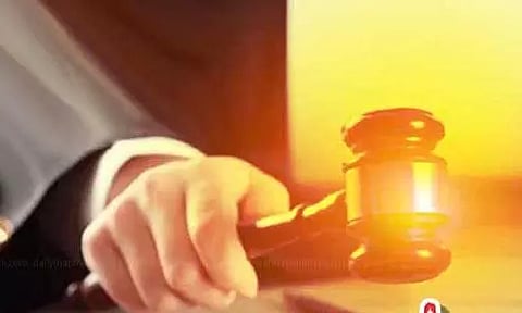 பெங்களூரு பல்கலைக்கழகத்துக்கு கர்நாடக ஐகோர்ட்டு நோட்டீஸ்