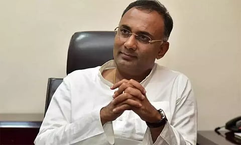 தமிழக காங்கிரஸ் பொறுப்பாளர் தினேஷ் குண்டுராவ் மாற்றப்படுகிறார்..!