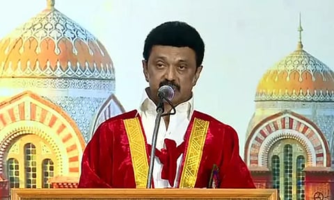 "பட்டமளிப்பு விழாவுக்கு ஜனாதிபதி வந்திருப்பது பெருமைக்குரியது" - முதல்-அமைச்சர் மு.க.ஸ்டாலின் பேச்சு