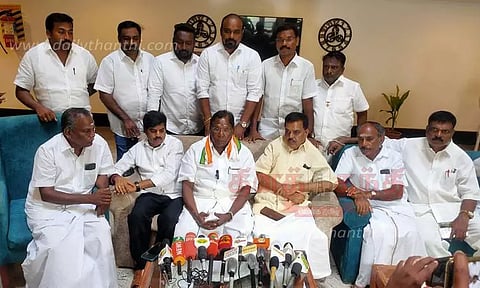 ராகுல்காந்தி விவகாரத்தில் நாடாளுமன்றத்தில் ஜனநாயக படுகொலை நடந்துள்ளது