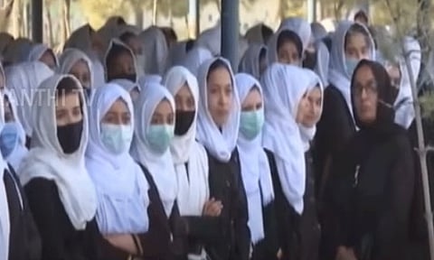 "பெண் பிள்ளைகள் படிக்கத் தடை.." - தலிபான் அரசின் புதிய அடக்குமுறை