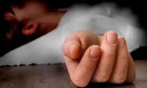 மயங்கி விழுந்த தொழிலாளி சாவு