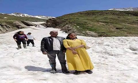 கொள்ளையடித்த பணத்தில் கார், பங்களா, சுற்றுலா என சொகுசு வாழ்க்கை