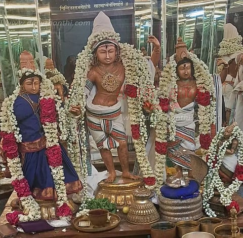 வடுவூர் கோதண்டராமர் கோவிலில் ஆடி திருமஞ்சனம்