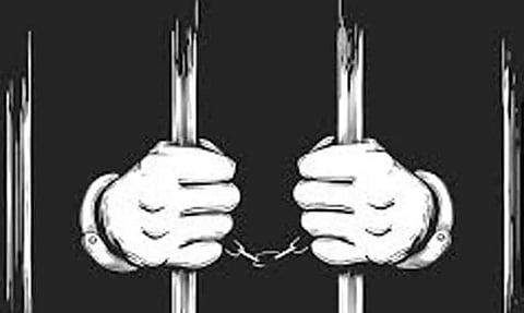 பி.யூ.சி. மாணவி பலாத்கார வழக்கில் வாலிபருக்கு 3 ஆண்டு சிறை