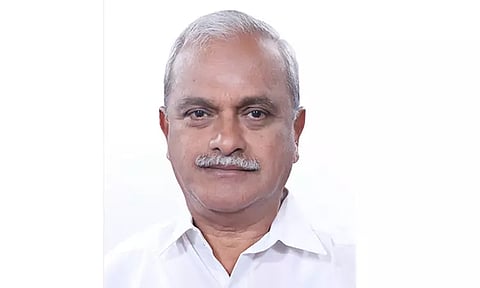 ரூ.5 ஆயிரம் ஓய்வூதியம் வழங்கவேண்டும்