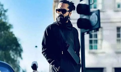 'எஸ்.டி.ஆர்.48' அப்டேட் கேட்ட ரசிகர்.. உடனே பதிலளித்த இயக்குனர்