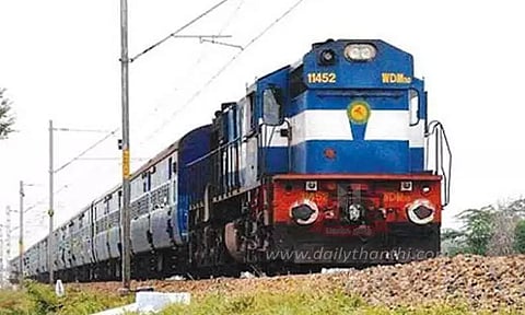 சென்னை - திருச்செந்தூர் ரெயில் அதிவிரைவு ரெயிலாக மாற்றம்