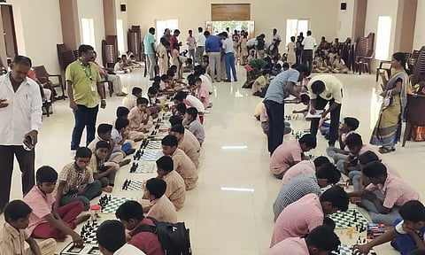 விருத்தாசலத்தில் குறுவட்ட அளவிலான சதுரங்க போட்டி