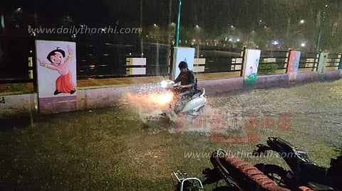 2-வது நாளாக கொட்டித்தீர்த்த கனமழை