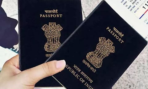 இந்திய ஆவணங்களை பயன்படுத்தி பாஸ்போர்ட் வாங்கிய இலங்கை தம்பதி சென்னை திரும்பி வந்தபோது சிக்கினர்