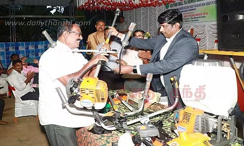 சிறு விவசாயிகளுக்கு நவீன எந்திரங்கள்